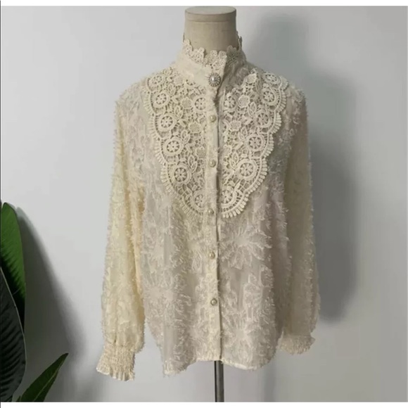 Lace Blouse Button Up Collar Floral Puff Sleeve White Cream top shirt - Picture 5 of 7